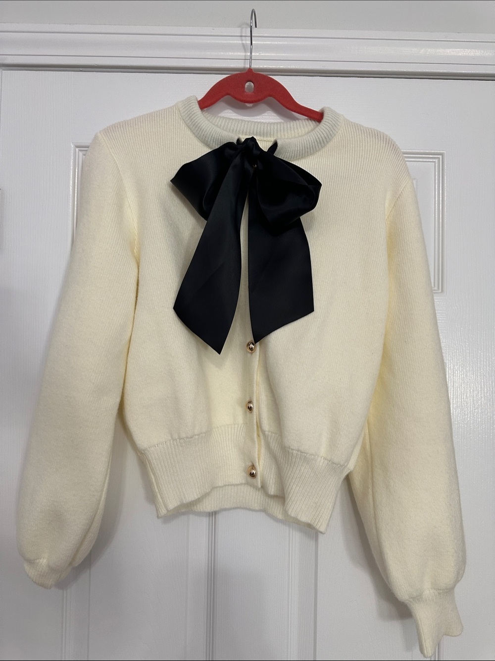 Commense Cream Knit Cardigan with Black Bow